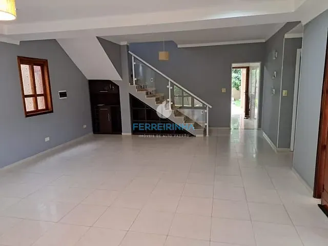 Casa com 325m² 4 quartos e 4 banheiros, à venda ou para alugar, no bairro Urbanova em São José dos Campos