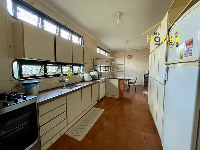 Casa com 588m² 4 quartos e 6 banheiros, à venda, no bairro San Remo em Votuporanga