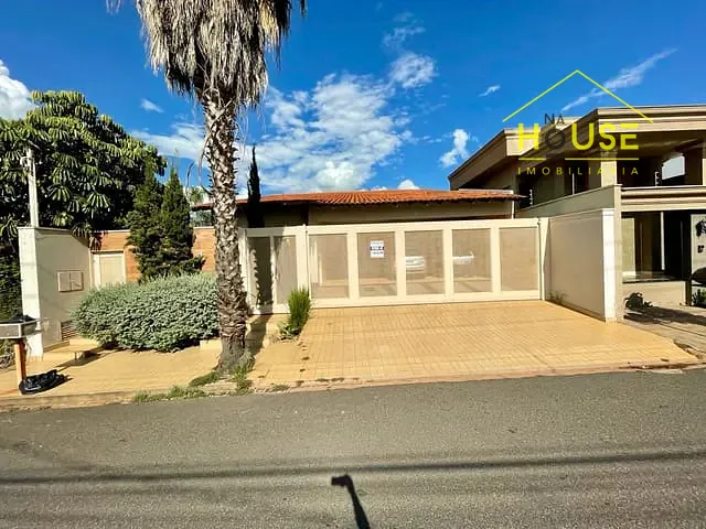 Casa com 588m² 4 quartos e 6 banheiros, à venda, no bairro San Remo em Votuporanga