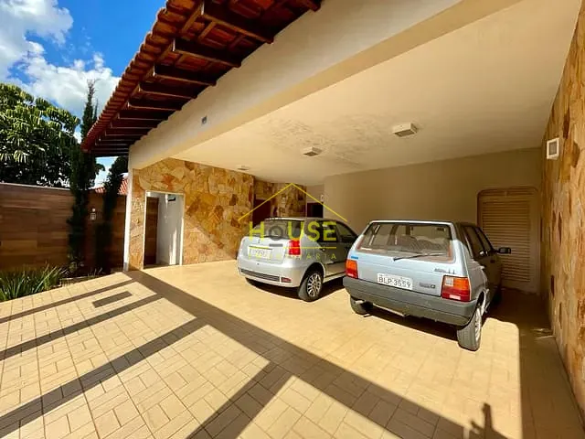 Casa com 588m² 4 quartos e 6 banheiros, à venda, no bairro San Remo em Votuporanga