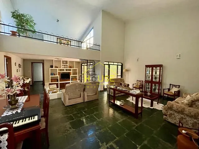Casa com 588m² 4 quartos e 6 banheiros, à venda, no bairro San Remo em Votuporanga