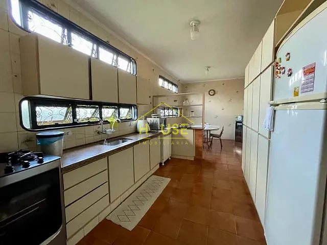 Casa com 588m² 4 quartos e 6 banheiros, à venda, no bairro San Remo em Votuporanga