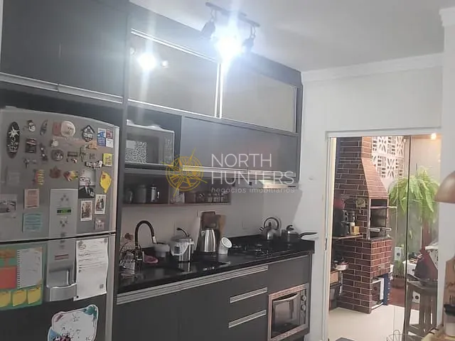 Casa com 90m² 2 quartos e 3 banheiros, à venda, no bairro Floresta em Joinville