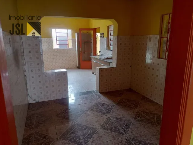 Casa com 250m² 3 quartos e 2 banheiros, à venda, no bairro Jardim Rafael em Caçapava