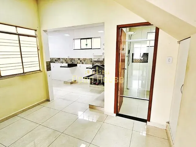 Casa com 213m² 3 quartos e 3 banheiros, à venda, no bairro Centro em Barra Mansa