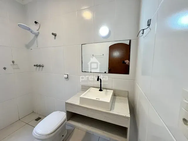 Casa com 246m² 2 quartos e 2 banheiros, para alugar, no bairro jardim santa clara/centro em Taubaté