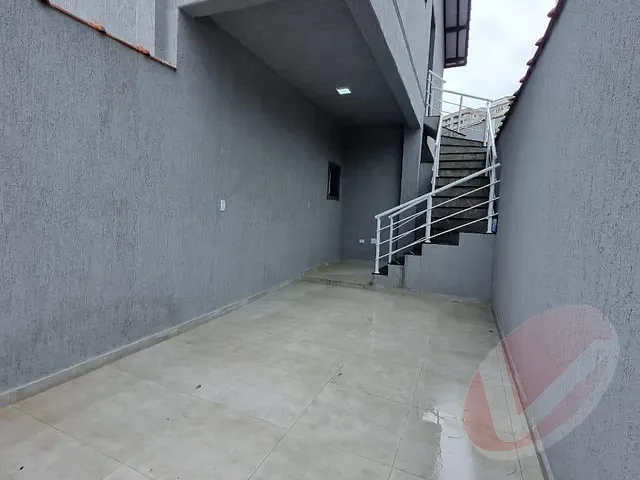 Casa com 100m² 2 quartos e 2 banheiros, à venda, no bairro Caiçara em Praia Grande