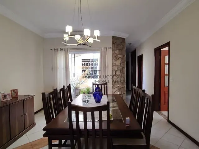 Casa com 350m² 3 quartos e 2 banheiros, à venda, no bairro Cidade Nova em Indaiatuba