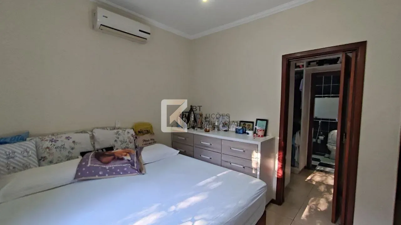 Casa, 3 quartos, 213 m² - Foto 8