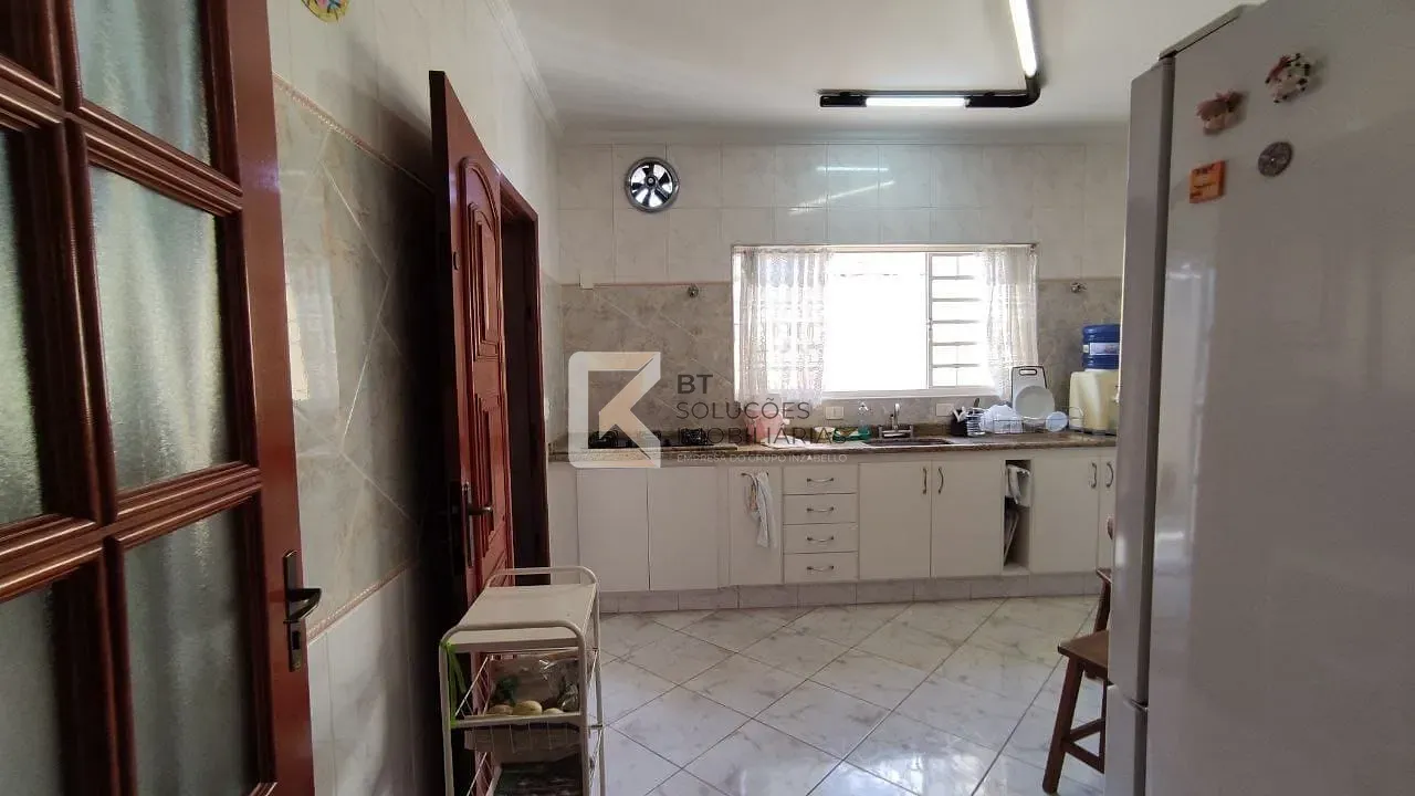 Casa, 3 quartos, 213 m² - Foto 6