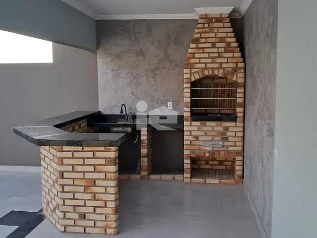 Casa com 318m² 3 quartos e 2 banheiros, à venda, no bairro Jardim Cidade Nova II em Rolândia