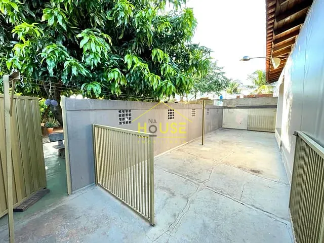 Casa com 521m² 3 quartos e 3 banheiros, à venda, no bairro Chácara Aviação em Votuporanga