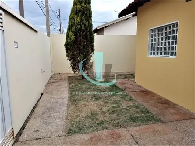 Casa com 200m² 3 quartos e 1 banheiro, à venda, no bairro JARDIM INDAIÁ em ARARAQUARA