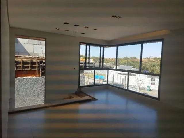 Casa com 409m² 3 quartos e 4 banheiros, à venda, no bairro Terra Nova em Várzea Grande