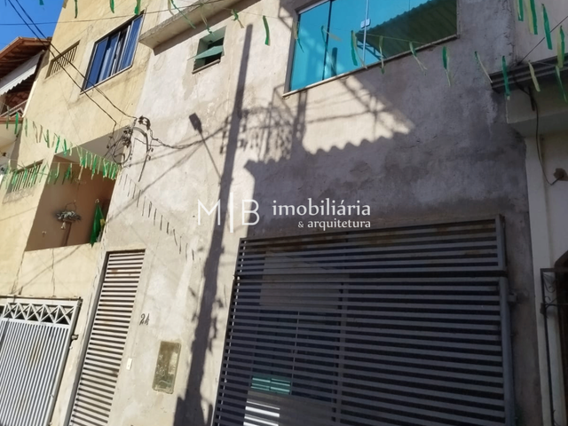 Casa 3 quartos e 4 banheiros, à venda, no bairro Vila Minalda em Cataguases