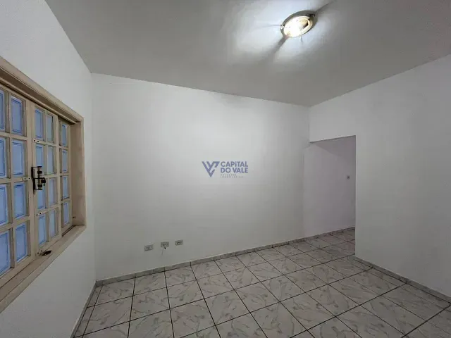 Casa 2 quartos e 2 banheiros, à venda, no bairro Residencial União em São José dos Campos