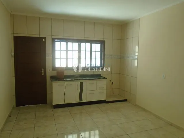 Casa com 200m² 2 quartos e 1 banheiro, à venda, no bairro Jardim Bela Vista II em Artur Nogueira