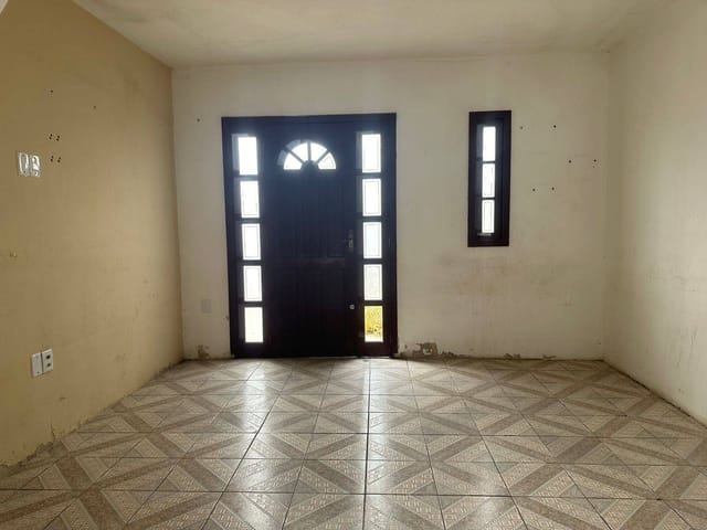 Casa com 300m² 2 quartos e 2 banheiros, à venda, no bairro Três Vendas em Pelotas