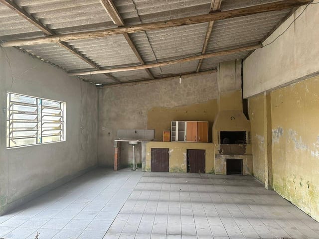 Casa com 300m² 2 quartos e 2 banheiros, à venda, no bairro Três Vendas em Pelotas