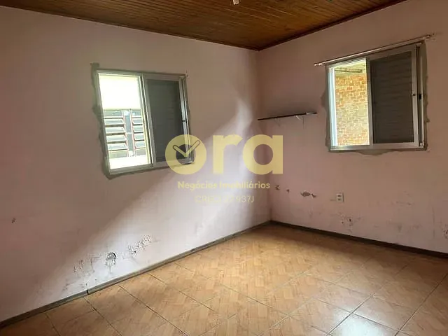 Casa com 300m² 2 quartos e 2 banheiros, à venda, no bairro Três Vendas em Pelotas