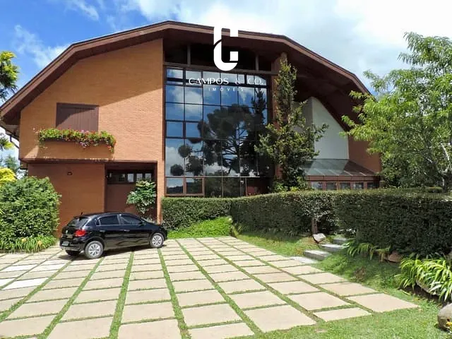 Casa com 1260m² 5 quartos e 5 banheiros, à venda, no bairro Jardim Véu da Noiva em Campos Do Jordão