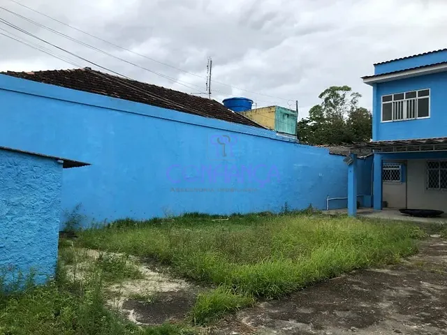 Casa com 150m² 3 quartos e 2 banheiros, à venda ou para alugar, no bairro Campo Grande em Rio de Janeiro