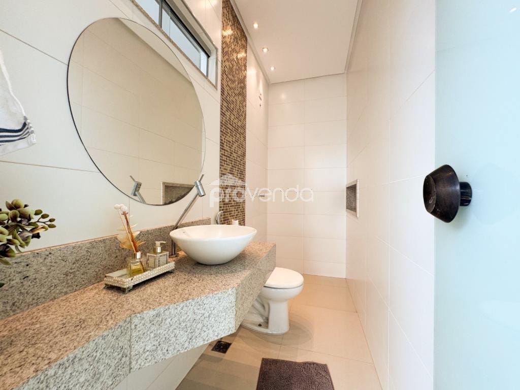 Casa, 4 quartos, 270 m² - Foto 15