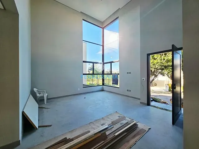 Casa com 374m² 4 quartos e 4 banheiros, à venda, no bairro Urbanova em São José dos Campos