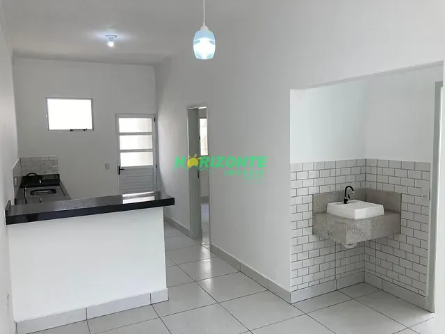 Casa com 110m² 2 quartos e 2 banheiros, à venda, no bairro Chácaras Pousada do Vale em São José dos Campos