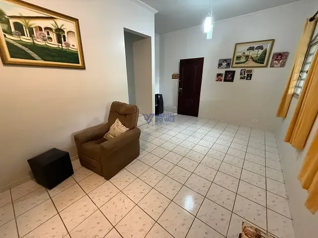 Casa 5 quartos e 5 banheiros, à venda, no bairro Parque Industrial em São José dos Campos