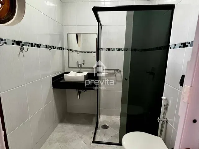 Casa com 150m² 4 quartos e 4 banheiros, à venda ou para alugar, no bairro Vila das Jabuticabeiras em Taubaté