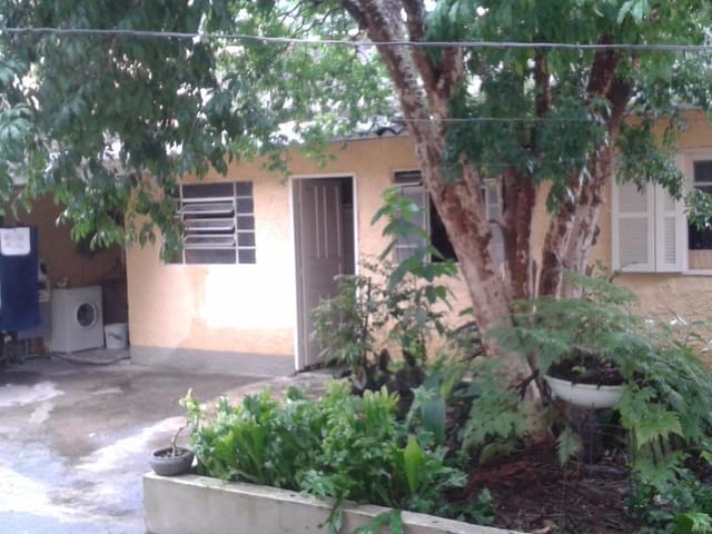 Foto do Casa - Oportunidade! - Ótima casa no Jardim Satélite, próxima à Av. Cassiopeia - 2 dormitórios, 3 vagas de garagem e amplo quintal | RUSSI IMÓVEIS