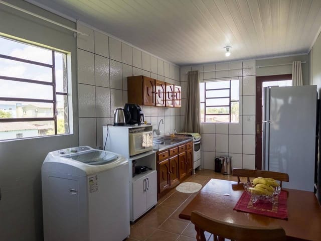 Casa com 360m² 3 quartos e 1 banheiro, à venda, no bairro Três Vendas em Pelotas