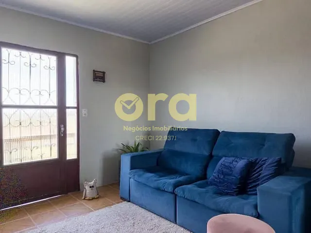 Casa com 360m² 3 quartos e 1 banheiro, à venda, no bairro Três Vendas em Pelotas
