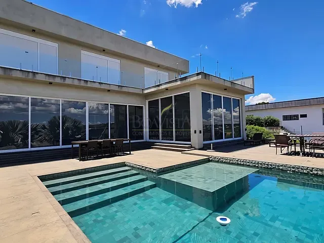 Casa com 1028m² 5 quartos e 4 banheiros, à venda, no bairro Residencial Porto Laranjeiras em Piracaia