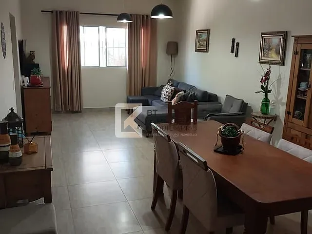 Casa com 250m² 3 quartos e 2 banheiros, à venda, no bairro Jardim Europa II em Indaiatuba
