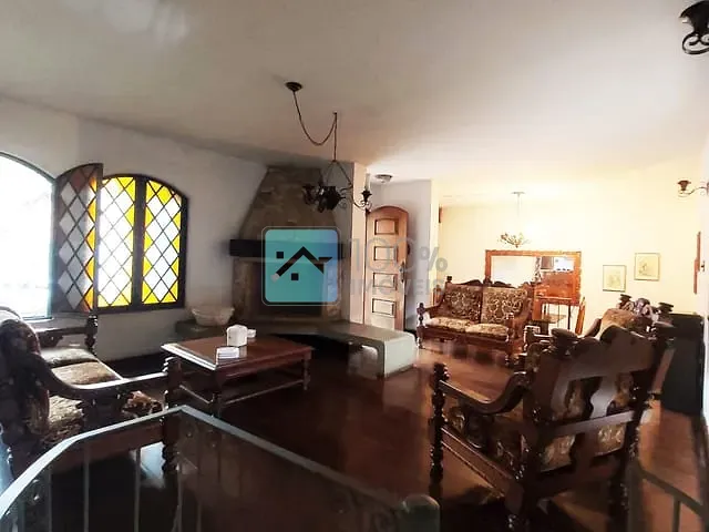 Casa com 700m² 4 quartos e 5 banheiros, à venda, no bairro Jardim Apolo em São José dos Campos
