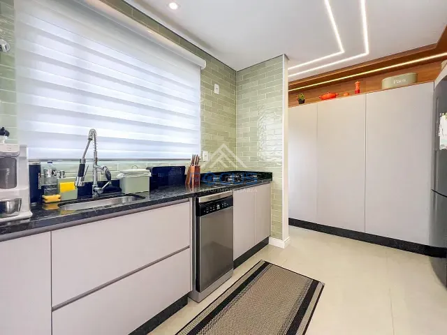 Casa com 120m² 3 quartos e 2 banheiros, à venda ou para alugar, no bairro Cidade Nova em Jundiaí
