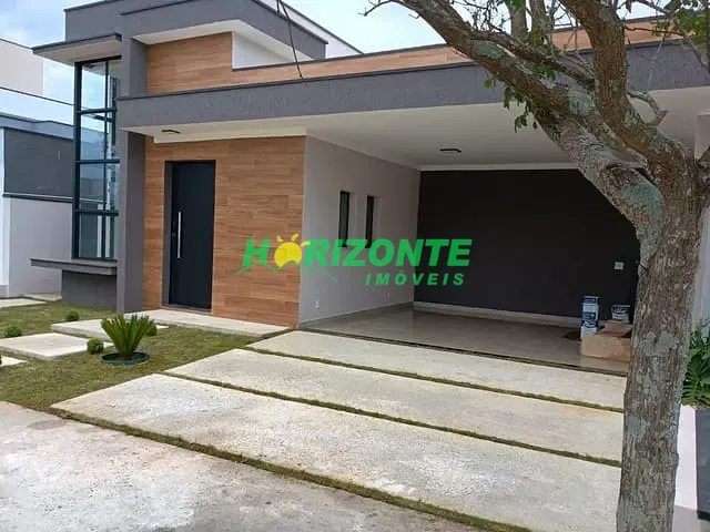 Casa com 300m² 3 quartos e 2 banheiros, à venda, no bairro Residencial Terras Do Vale em Caçapava