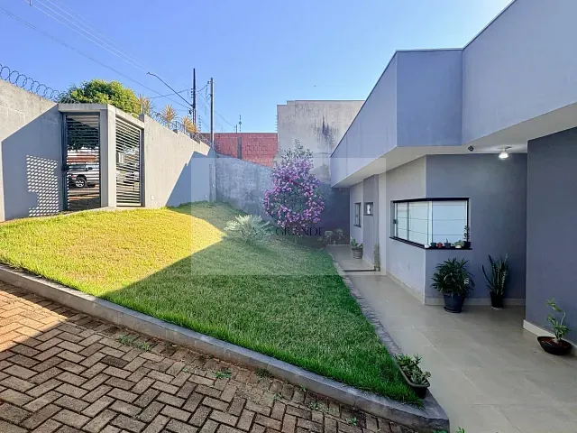 Casa com 522m² 3 quartos e 2 banheiros, à venda, no bairro Jardim  Vale Verde em Rolândia