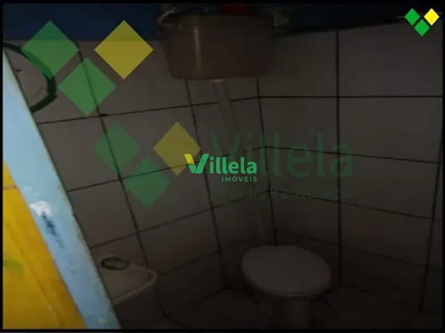 Casa à venda, no bairro Estância Fraternidade em Itaquaquecetuba