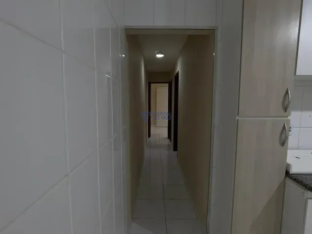 Casa 2 quartos e 2 banheiros, à venda, no bairro Conjunto Residencial Trinta e Um de Março em São José dos Campos