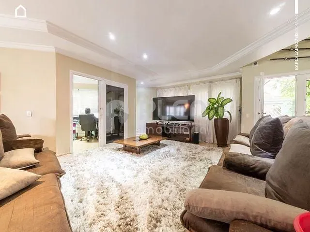 Casa com 500m² 4 quartos e 8 banheiros, à venda, no bairro City América em São Paulo