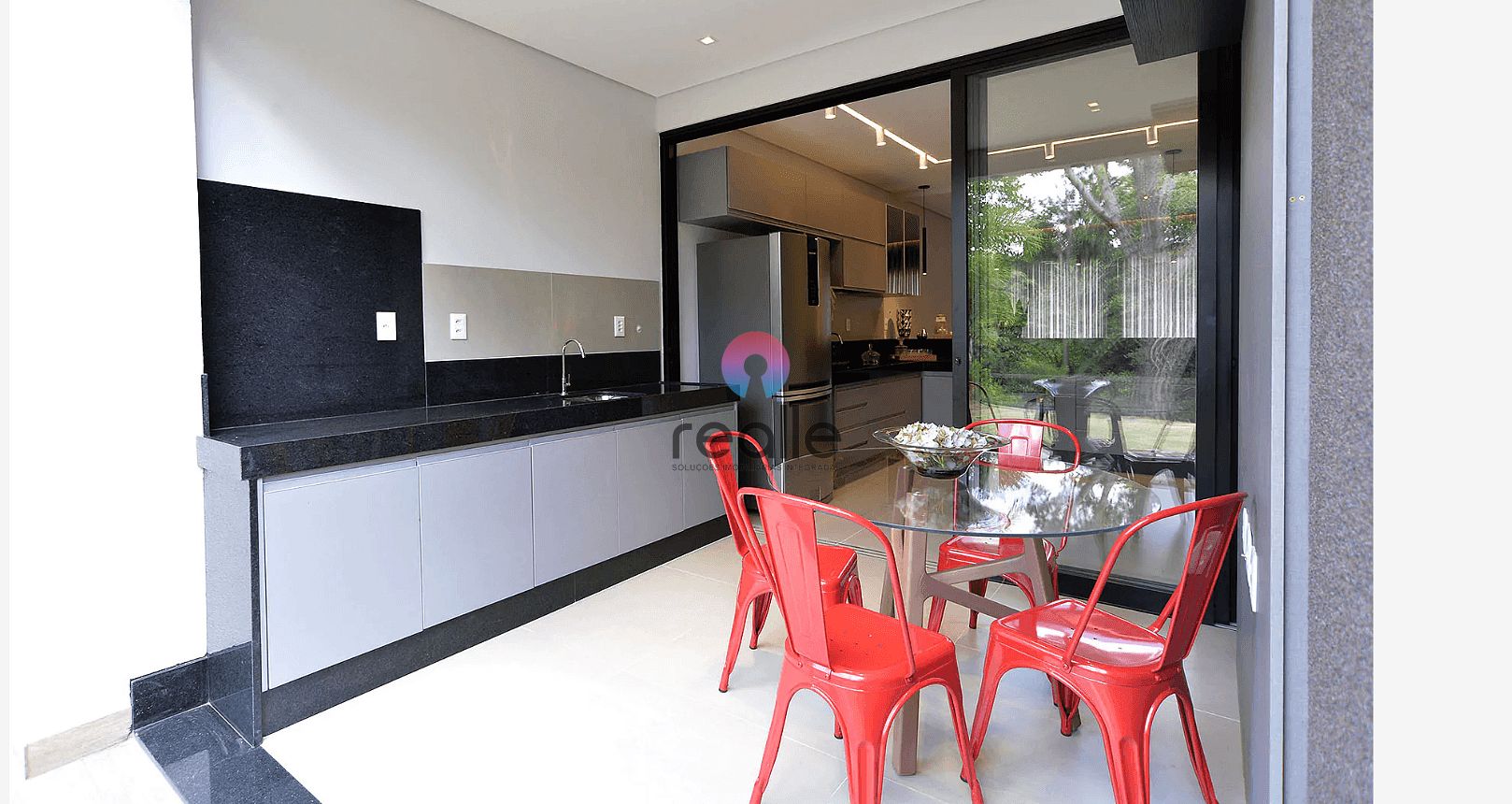 Casa à venda e aluguel com 3 quartos, 194m² - Foto 82