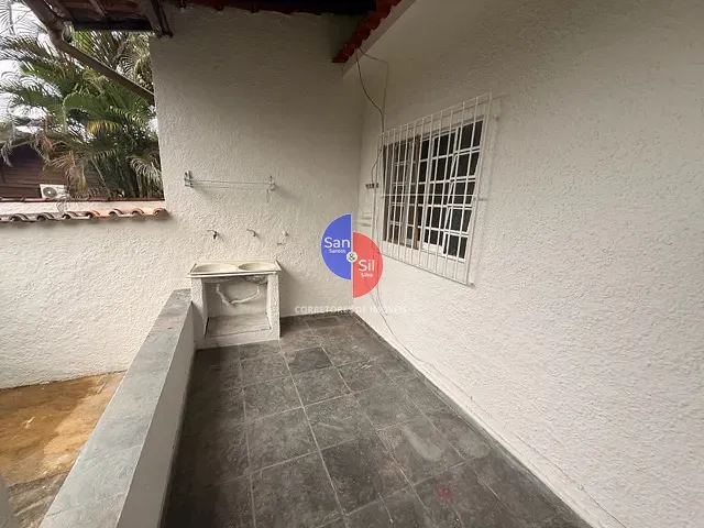Casa 2 quartos e 2 banheiros, para alugar, no bairro Caneca Fina em Guapimirim