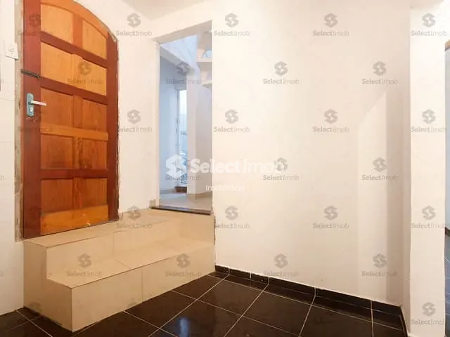 Casa com 60m², para alugar, no bairro Parque Boa Esperança em Mauá