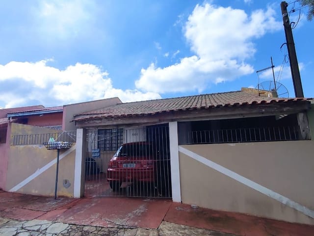 Casa à Venda, 3 Quartos, Sala para dois Ambientes, 2 Vagas de Garagem, Maria Otília