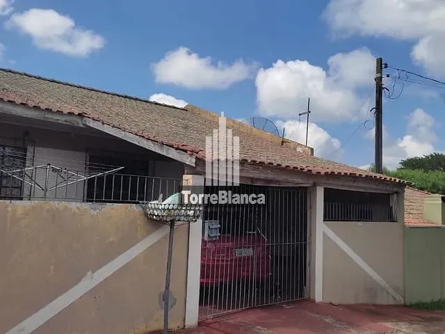 Casa com 149m² 3 quartos e 1 banheiro, à venda, no bairro Colônia Dona Luiza em Ponta Grossa