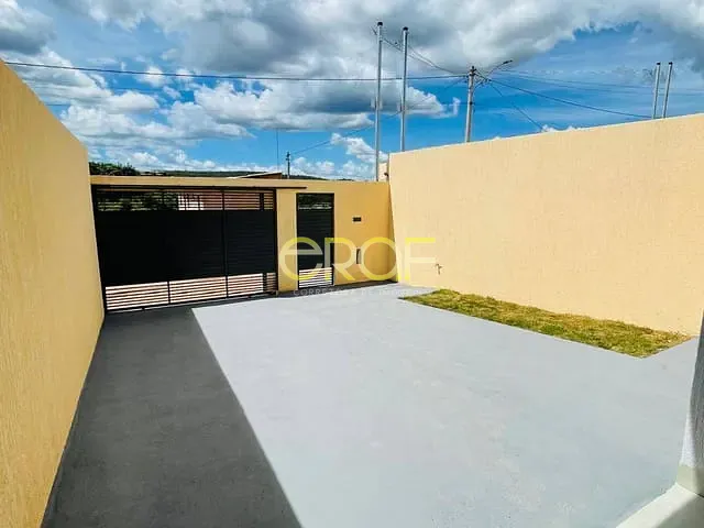 Casa com 180m² 3 quartos e 2 banheiros, para alugar, no bairro Setor Bela Vista em Formosa