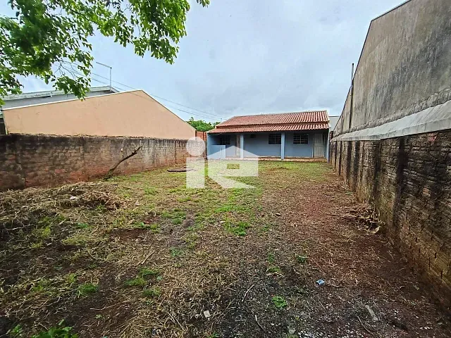 Casa 1 quarto e 1 banheiro, para alugar, no bairro Jardim do Lago em Rolândia